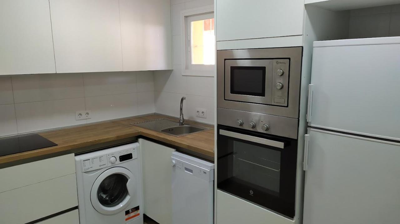 Atractivo Apartamento En La Playa Con Parking Roquetas de Mar Luaran gambar